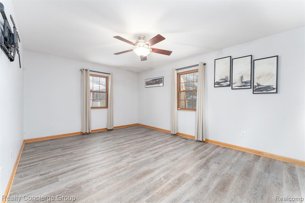 1339 West Dean Road Temperance, MI 48182 - Photo 16 of 35