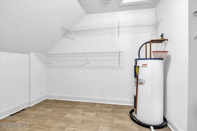 $724,900 | 814 Canal Cove Road, Lake Waccamaw, NC 28450