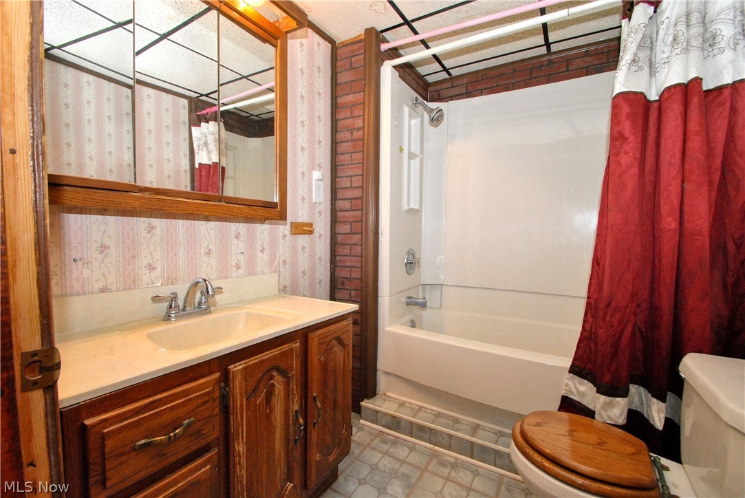 4451 Maple Street Perry, OH 44081 - Photo 15 of 18 Gallery Image 15