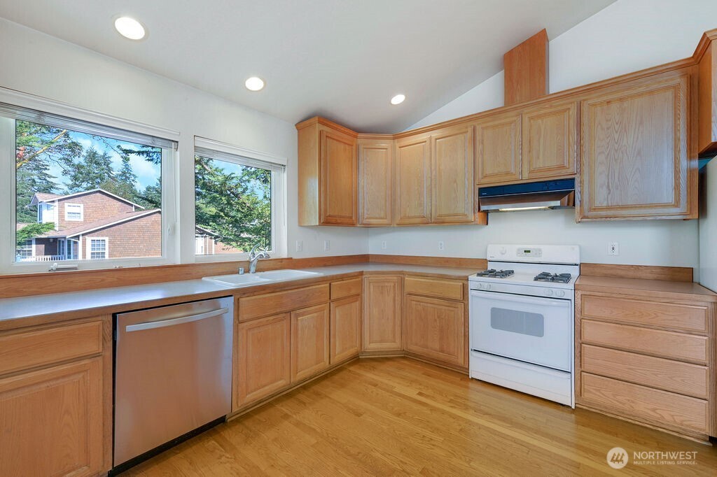 5391 Cape George Road Port Townsend, WA 98368 - Photo 13 of 40 Gallery Image 13