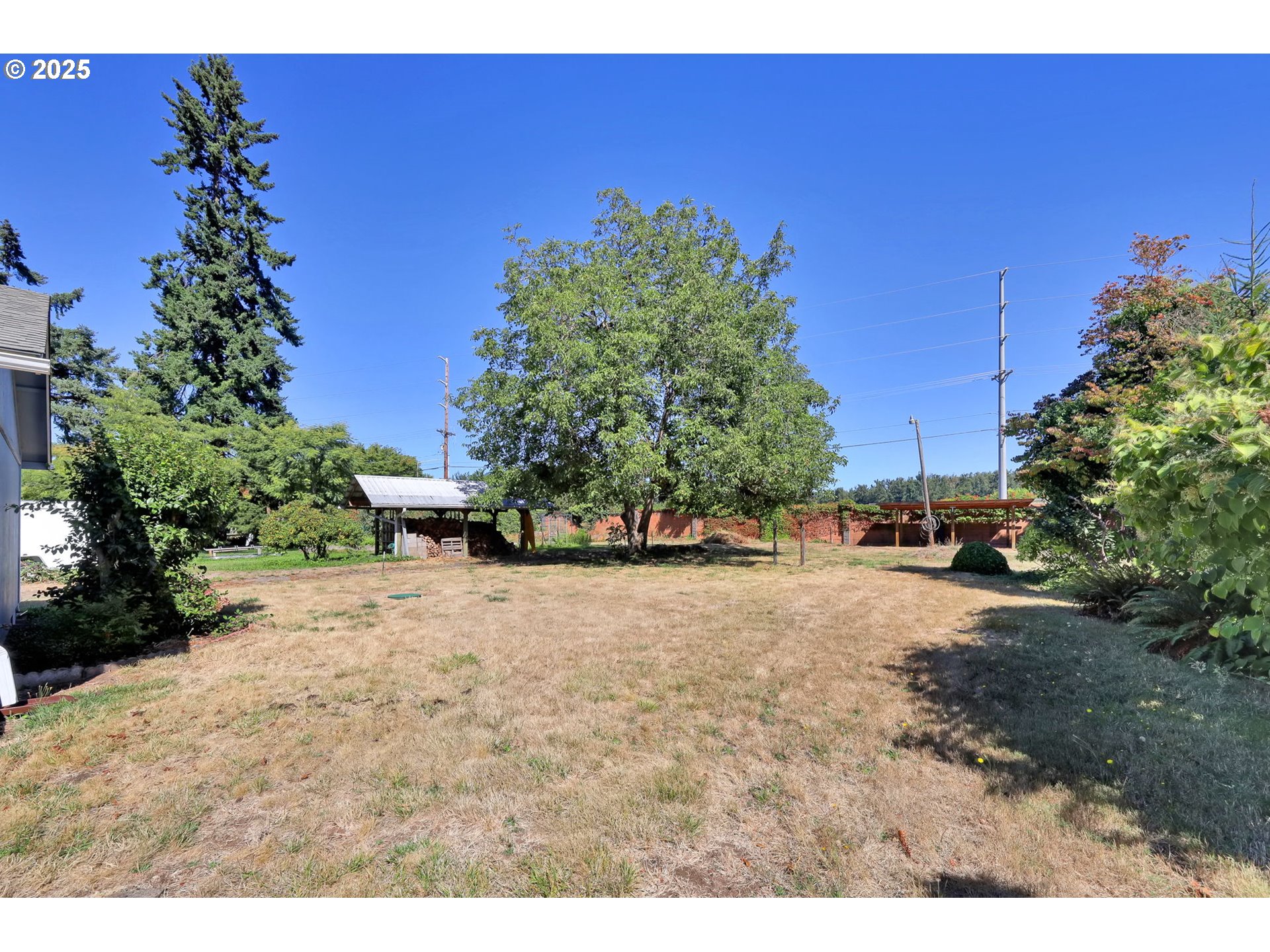 2993 Game Farm Road Springfield, OR 97477 - Photo 38 of 45