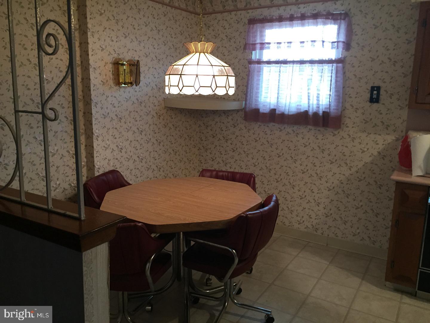 3448 Primrose Road Philadelphia, PA 19114 - Photo 3 of 11 Gallery Image 3