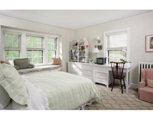 284 Dorset Road Newton, MA 02468 - Photo 7 of 10 a bedroom with a bed window and table