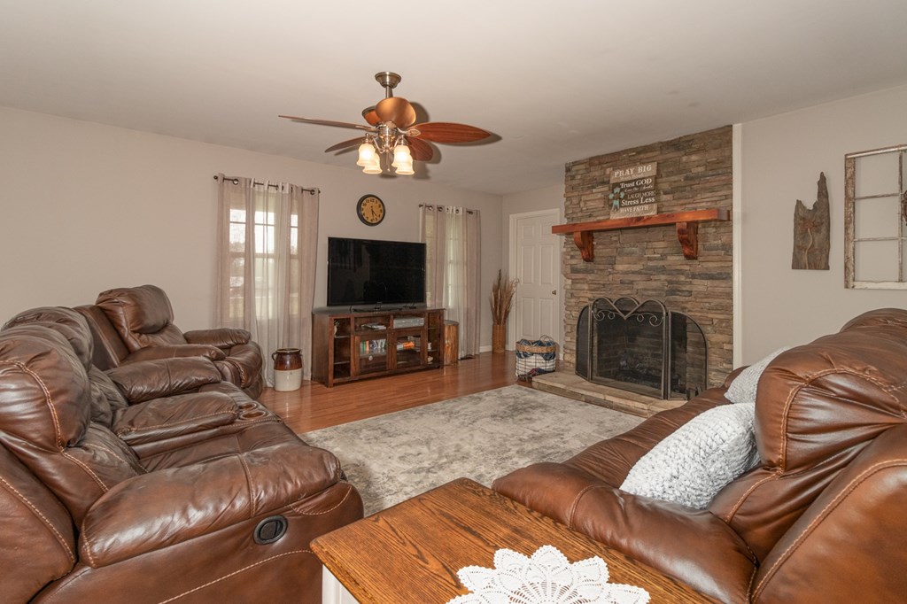 540 Long Road Chatsworth, GA 30705 - Photo 11 of 27 Gallery Image 11