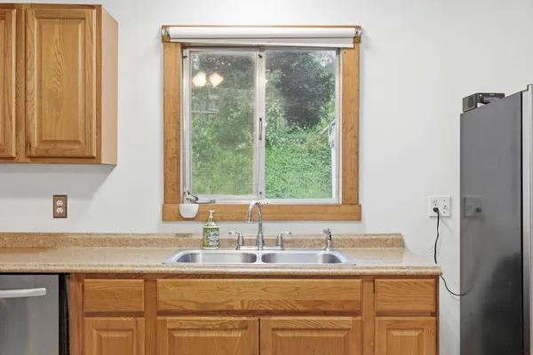 $350,000 | 15194 Wonderland Boulevard, Redding, CA 96003