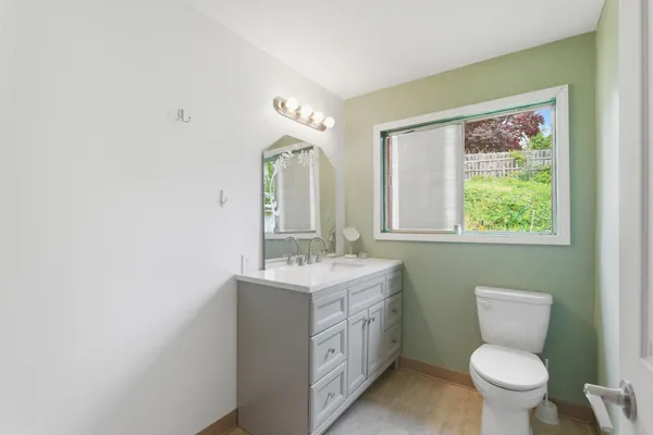 $350,000 | 15194 Wonderland Boulevard, Redding, CA 96003