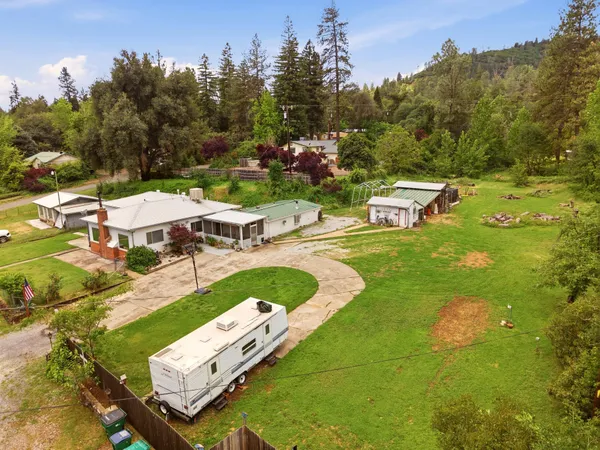 $350,000 | 15194 Wonderland Boulevard, Redding, CA 96003