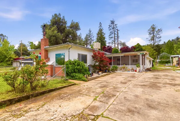 $350,000 | 15194 Wonderland Boulevard, Redding, CA 96003