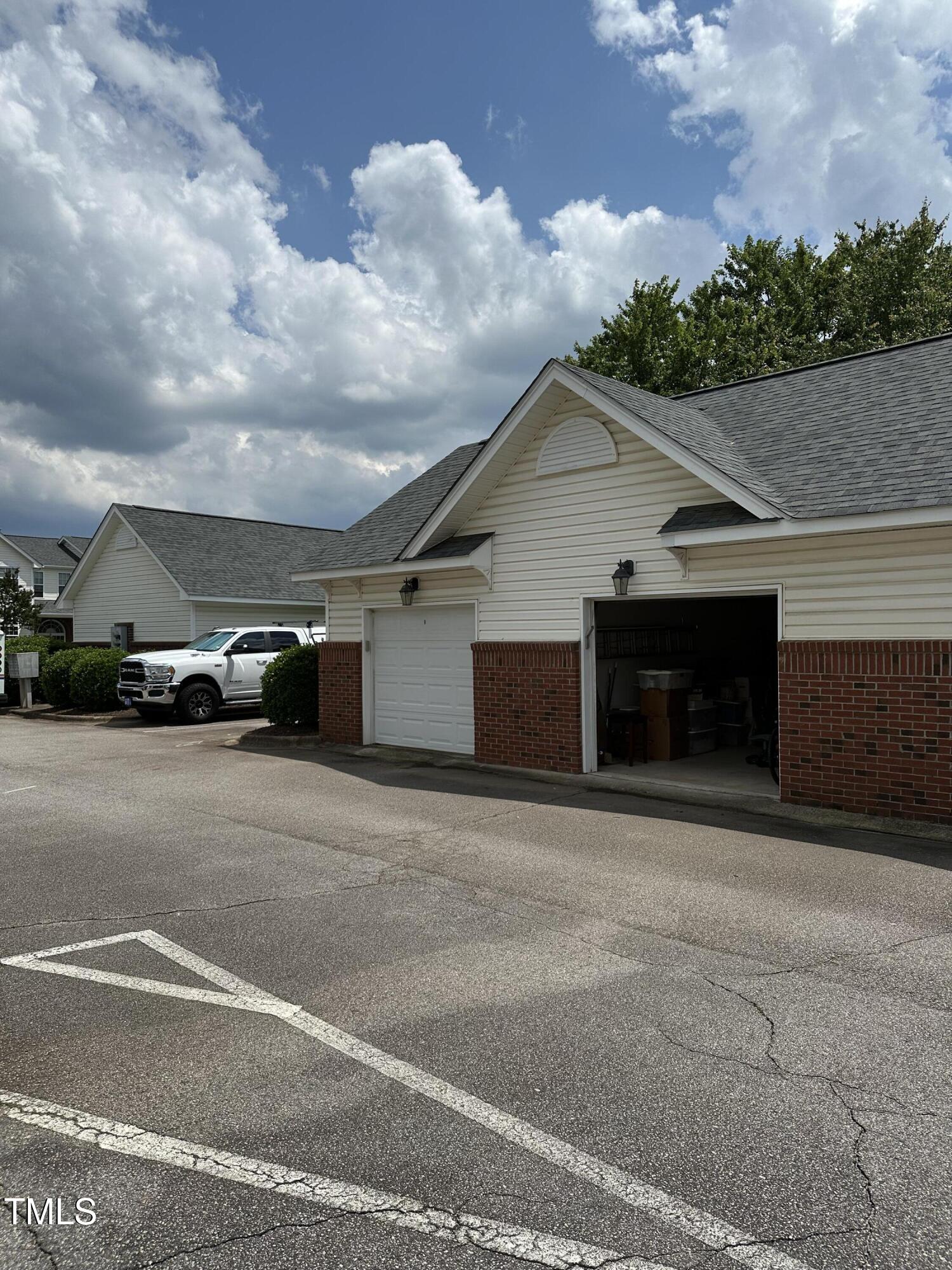 2111 Piney Brook Road, Unit 101 Raleigh, NC 27614 - Photo 29 of 39 IMG_9589