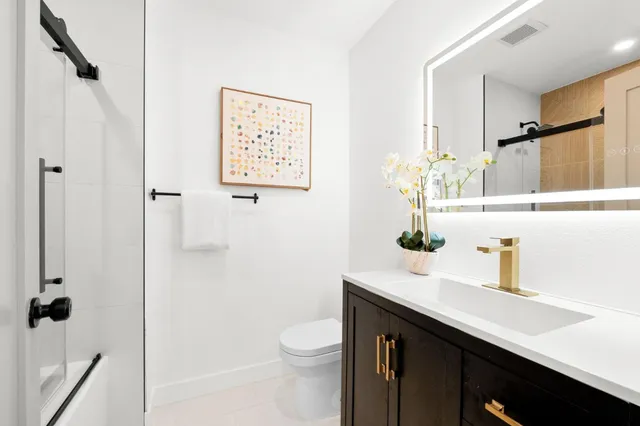 $1,299,800 | 1986 Camperdown Way, San Jose, CA 95121