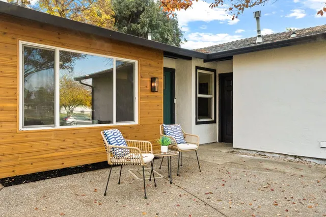 $1,299,800 | 1986 Camperdown Way, San Jose, CA 95121