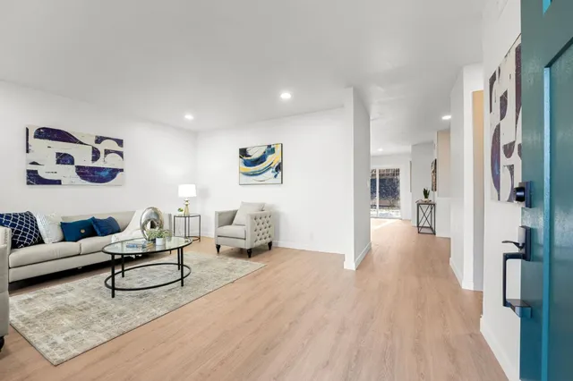 $1,299,800 | 1986 Camperdown Way, San Jose, CA 95121