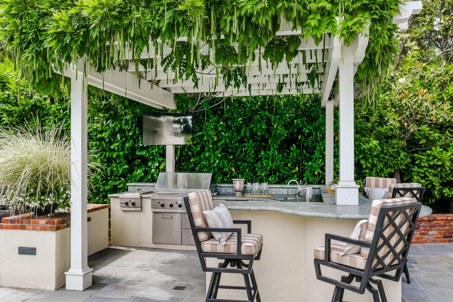 721 Edgewood Road San Mateo, CA 94402 - Photo 22 of 29