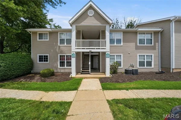 $99,900 | 14255 Riverfront Drive, Florissant, MO 63034