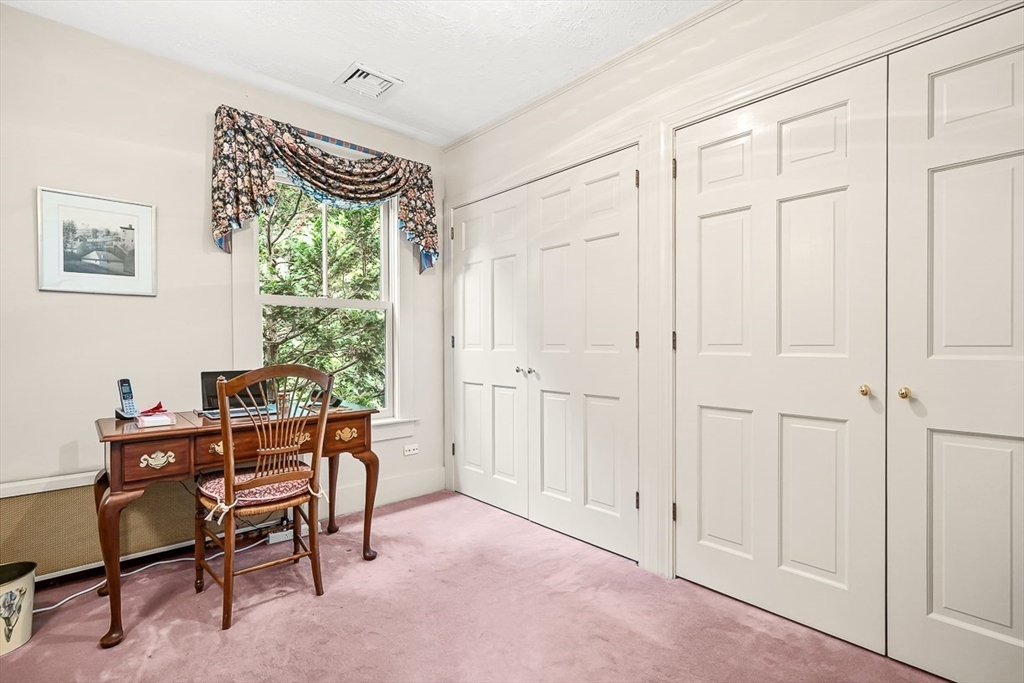 296 Linden Street Wellesley, MA 02481 - Photo 21 of 35