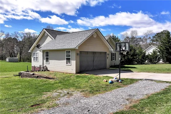 $330,000 | 255 Leatherford Road, Cleveland, GA 30528