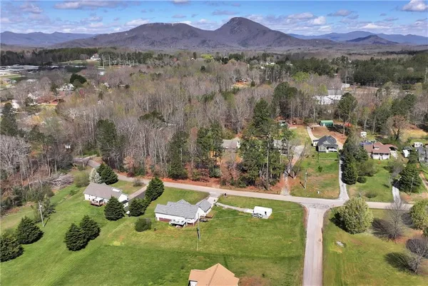 $330,000 | 255 Leatherford Road, Cleveland, GA 30528