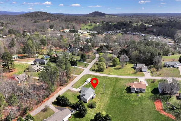 $330,000 | 255 Leatherford Road, Cleveland, GA 30528