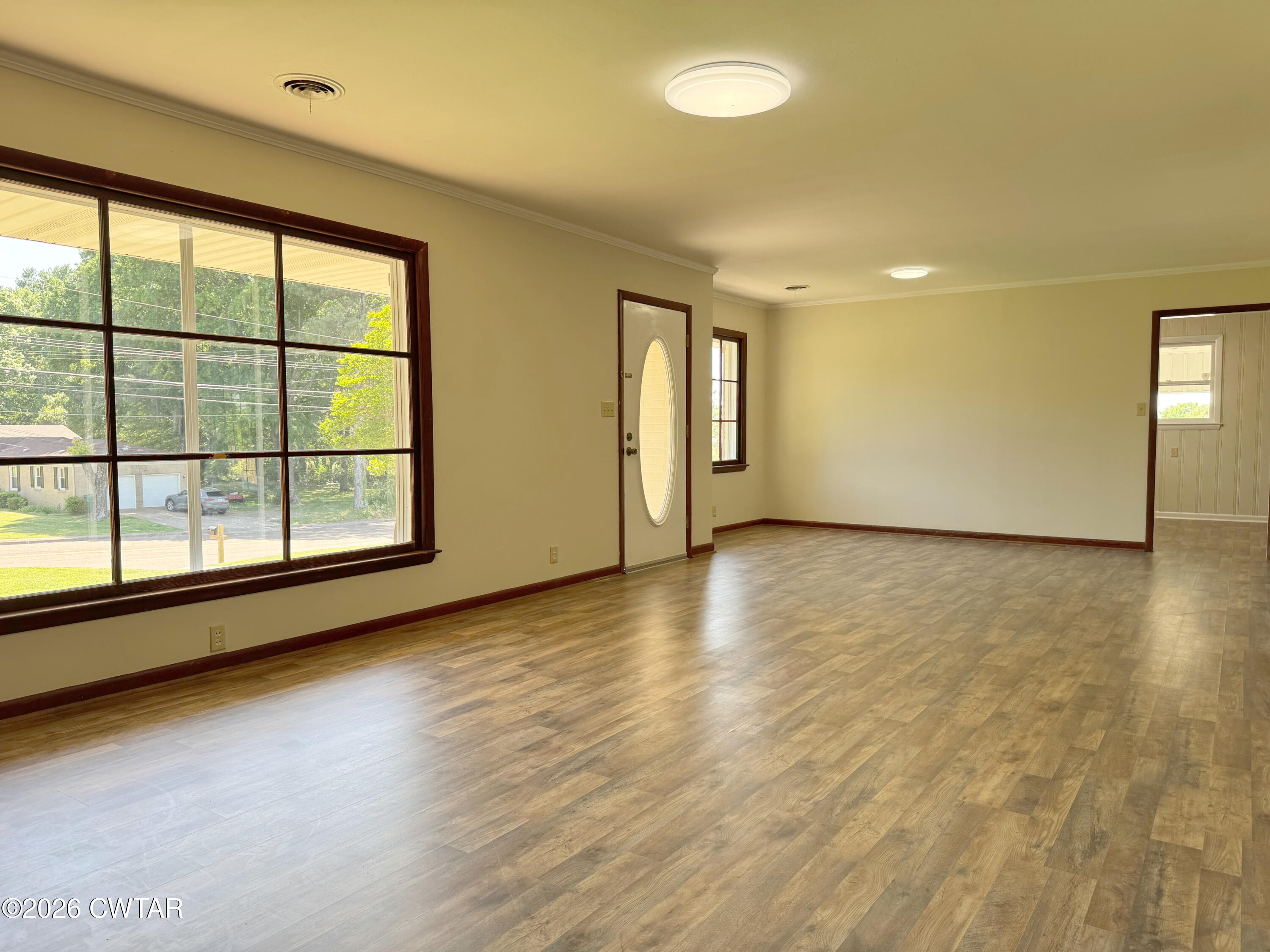 123 Ridgecrest Road Jackson, TN 38305 - Photo 4 of 16 Living Room