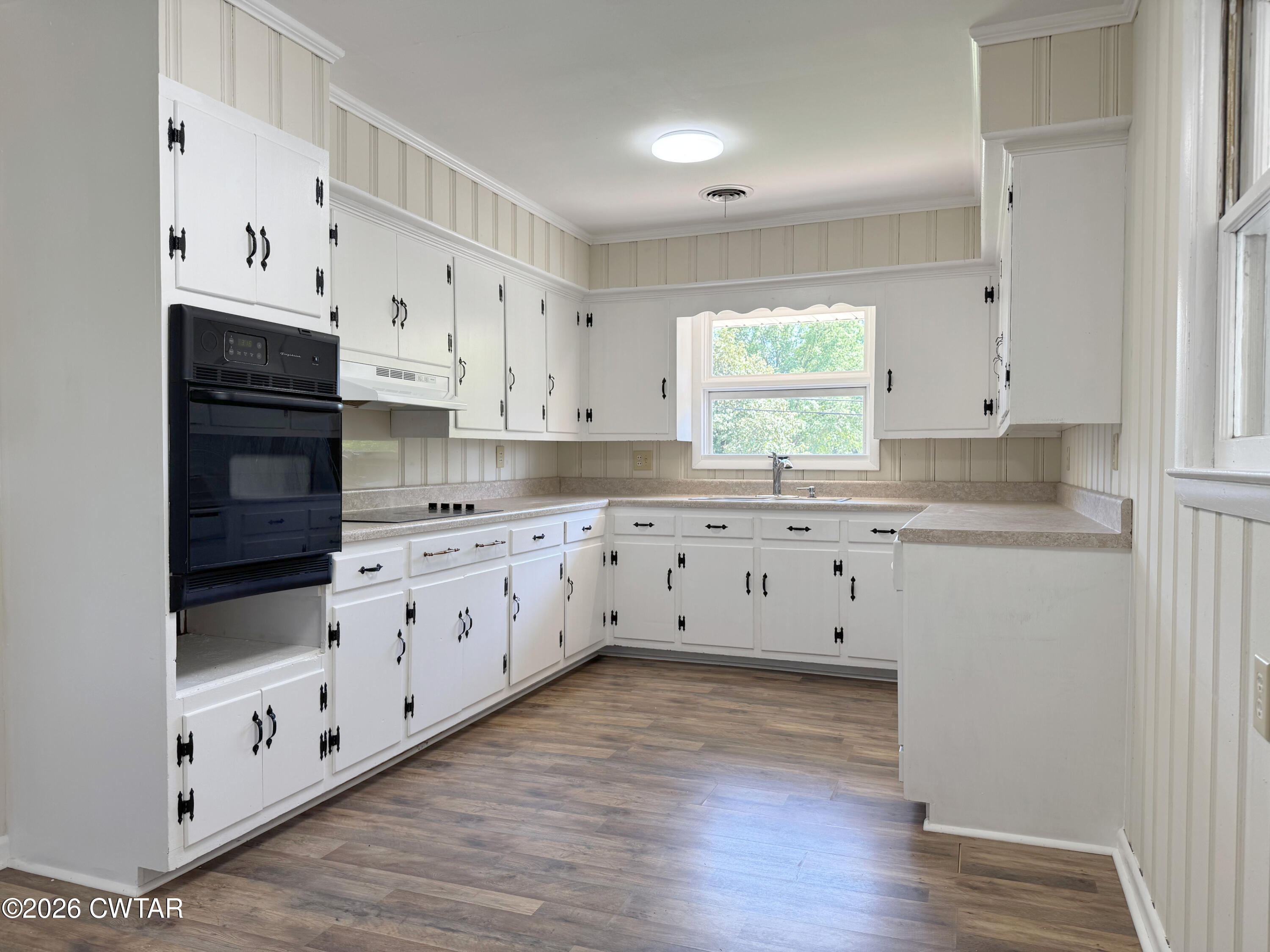 123 Ridgecrest Road Jackson, TN 38305 - Photo 5 of 16 Kitchen