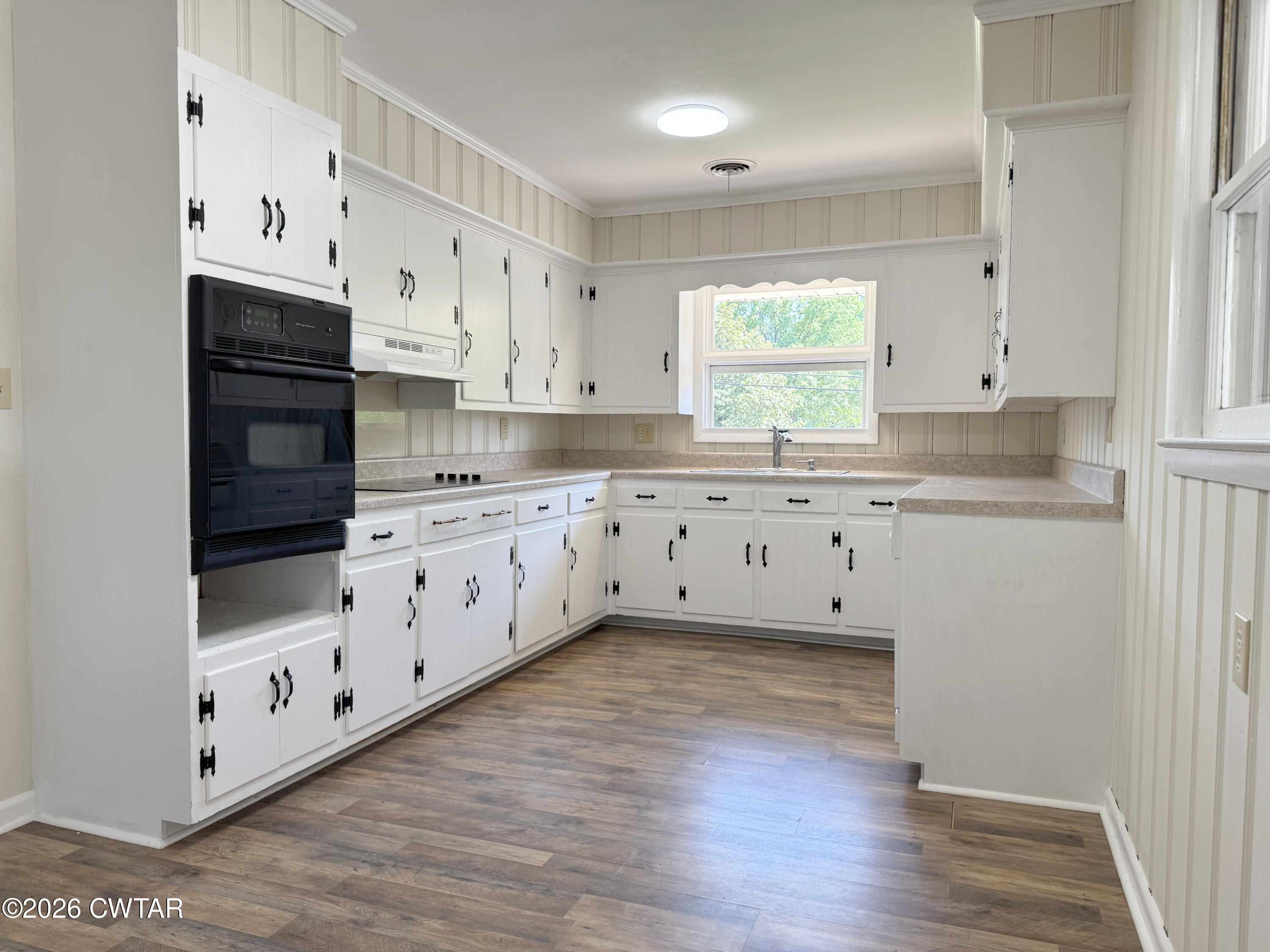 123 Ridgecrest Road Jackson, TN 38305 - Photo 6 of 16 Kitchen