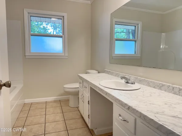 $218,500 | 123 Ridgecrest Road, Jackson, TN 38305