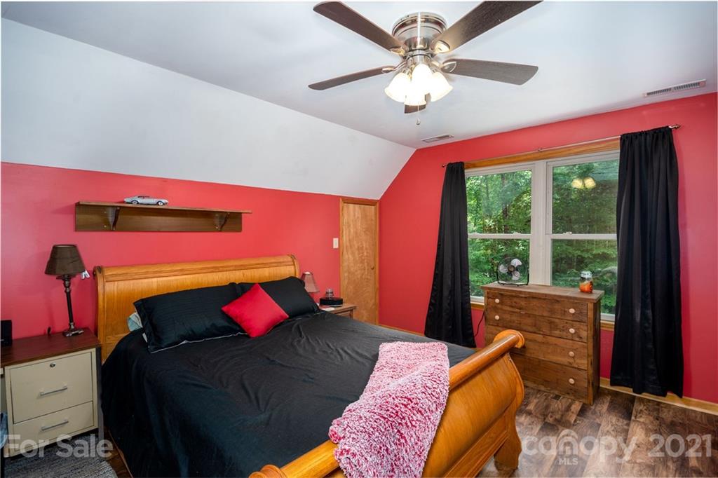 69 Renea Drive Brevard, NC 28712 - Photo 20 of 35 Gallery Image 20