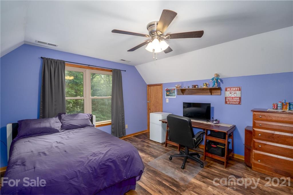 69 Renea Drive Brevard, NC 28712 - Photo 22 of 35 Gallery Image 22