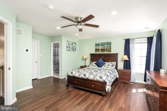 $899,200 | 15 Newtown Boulevard, Robbinsville, NJ 08691