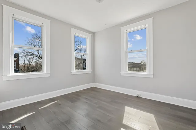 a view of a window in a room