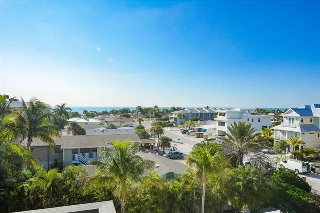 $4,450,000 | 234 Grant Drive, Sarasota, FL 34236