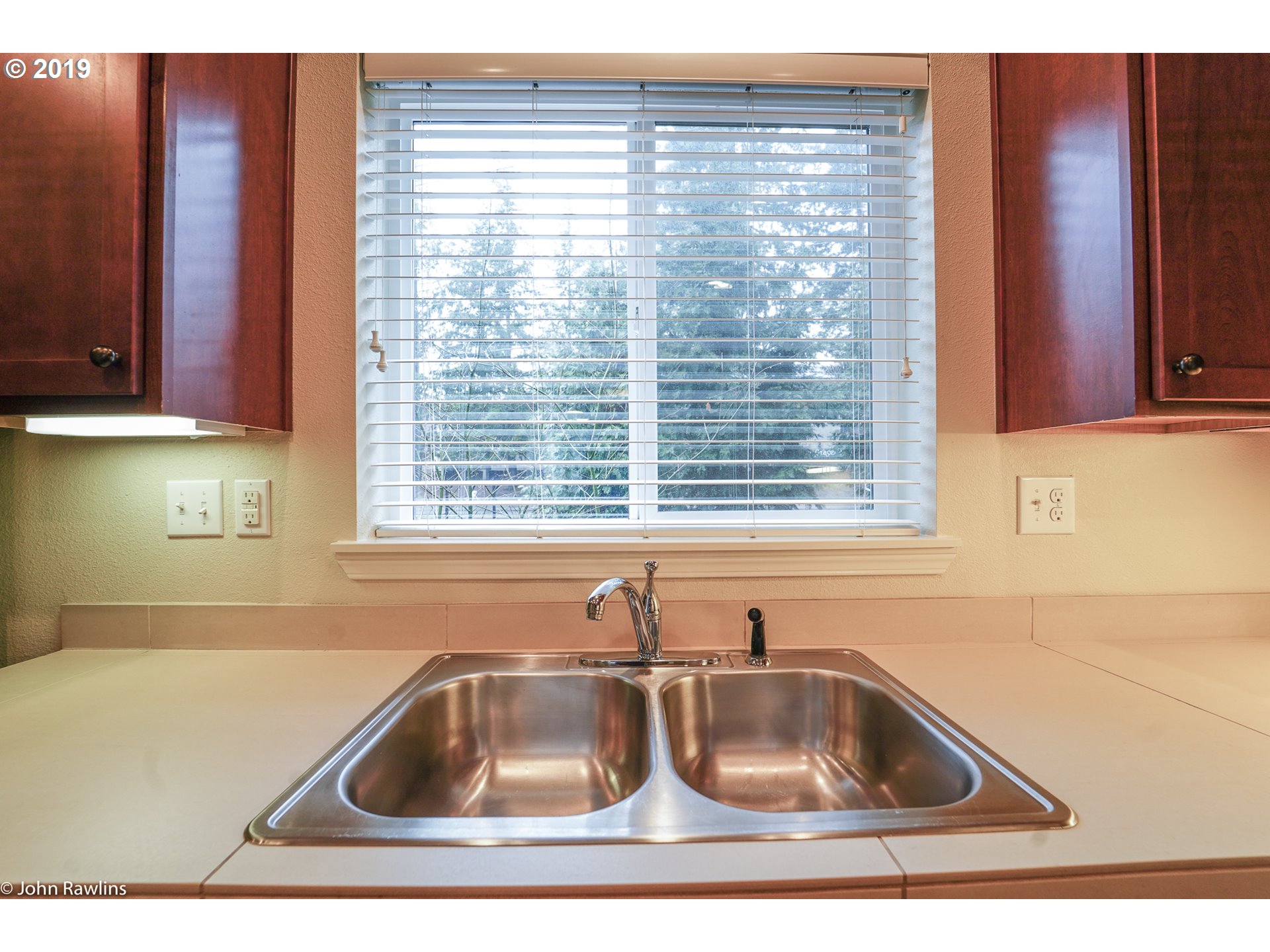 3346 Southwest Multnomah Boulevard Portland, OR 97219 - Photo 15 of 19 Gallery Image 15