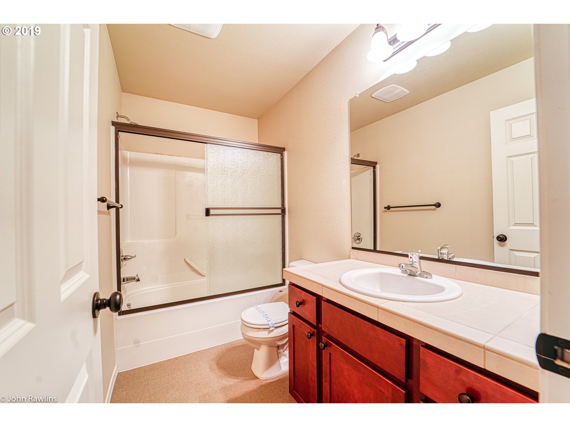 3346 Southwest Multnomah Boulevard Portland, OR 97219 - Photo 9 of 19 Gallery Image 9