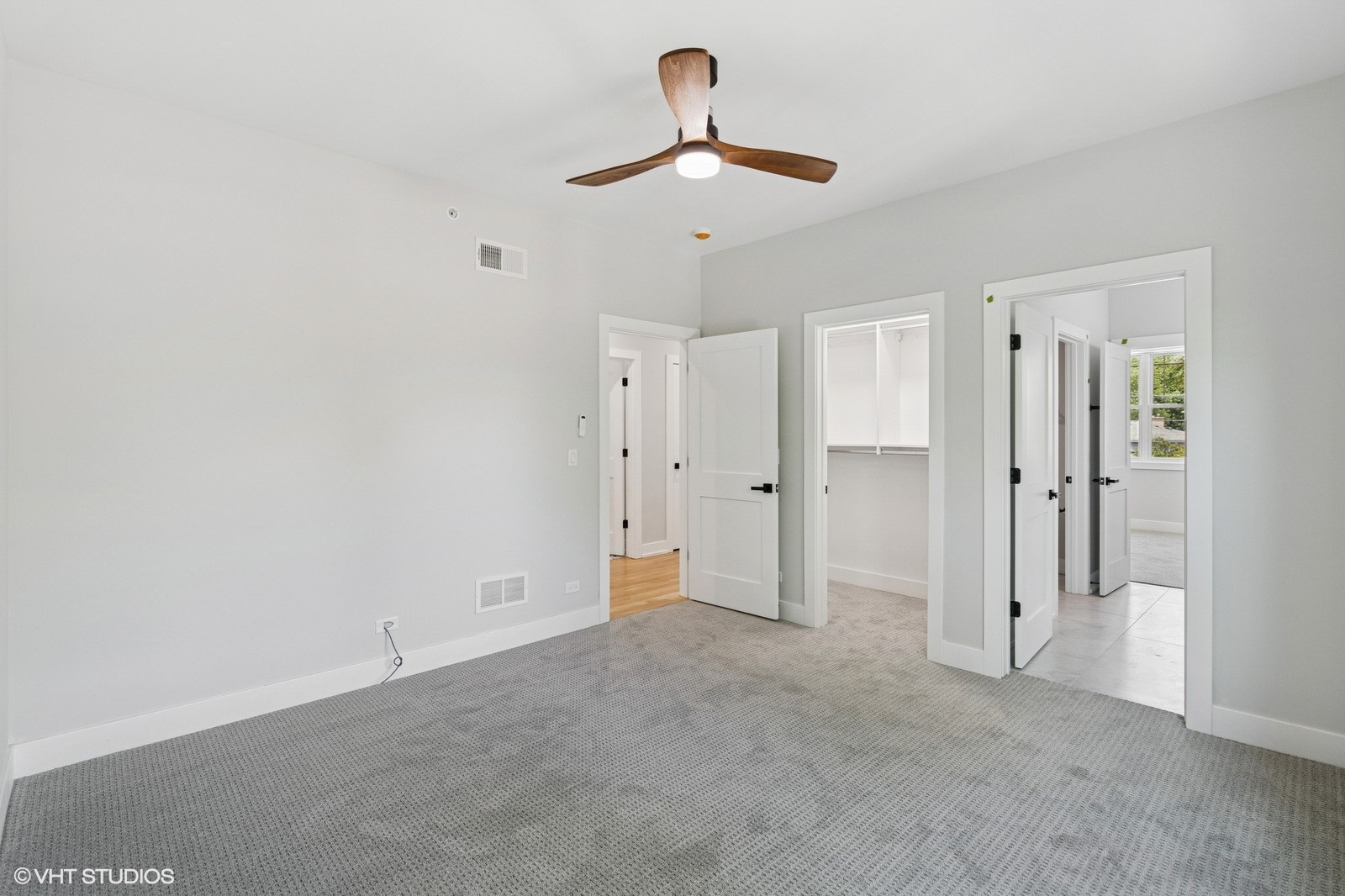 1816 Rosemary Road Highland Park, IL 60035 - Photo 22 of 35 a view of an empty room