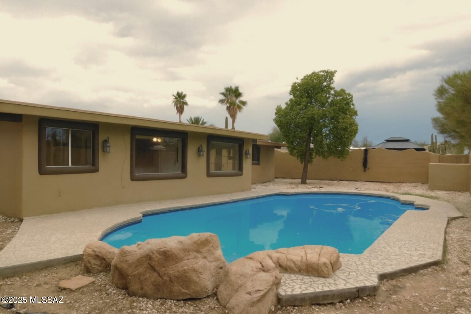 7870 North Thornydale Road Tucson, AZ 85741 - Photo 1 of 31