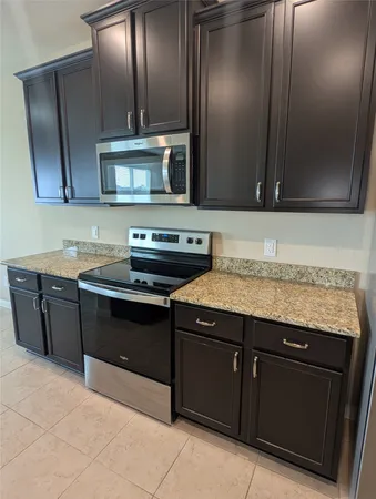 $2,300 | 21210 Echo Manor Drive, Hockley, TX 77447