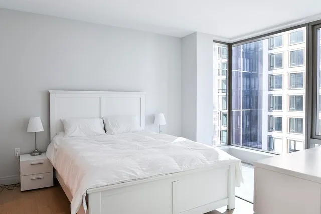 $6,000 | 135 Seaport Boulevard, Unit 1201, Boston, MA 02210