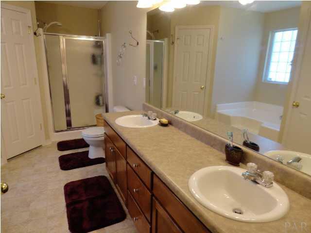 4116 Audiss Road Milton, FL 32583 - Photo 15 of 24 Master Bath