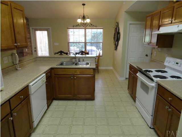 4116 Audiss Road Milton, FL 32583 - Photo 7 of 24 Kitchen