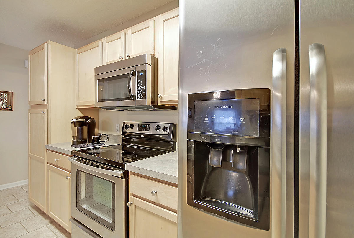 512 State Rd S-8-977, Unit 1620103035 Moncks Corner, SC 29461 - Photo 11 of 24 Kitchen Appl