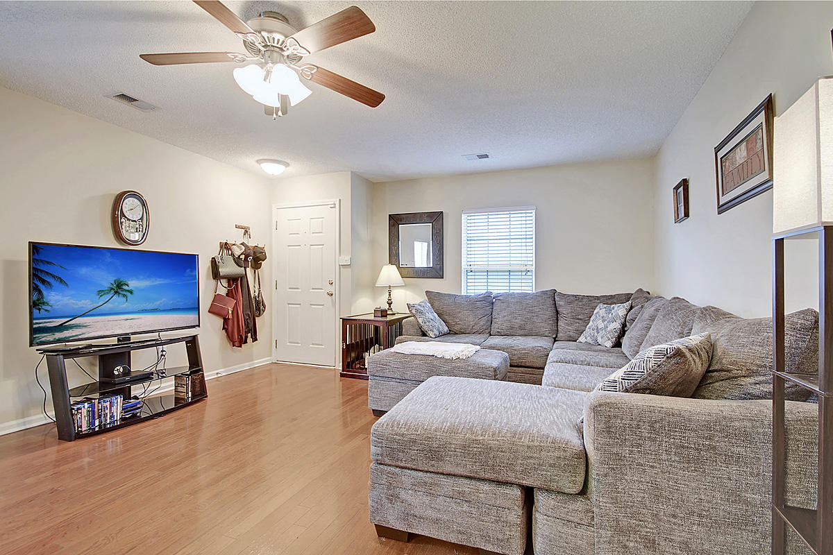 512 State Rd S-8-977, Unit 1620103035 Moncks Corner, SC 29461 - Photo 5 of 24 Living Area