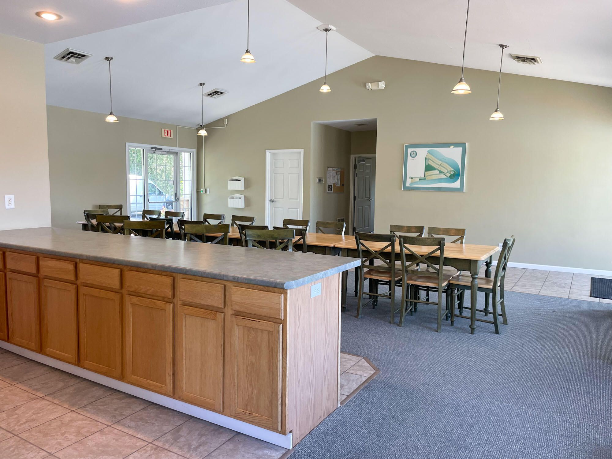 398 Anchors Way, Unit 87S St. Joseph, MI 49085 - Photo 11 of 16 clubhouse