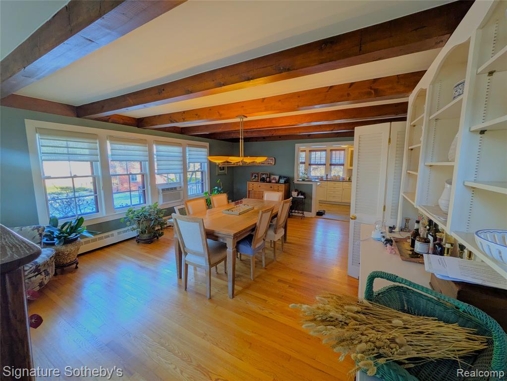 19470 Beverly Road Beverly Hills, MI 48025 - Photo 3 of 31