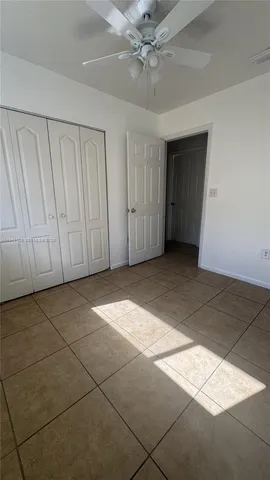 $2,800 | 915 Southeast 13th Road, Homestead, FL 33035