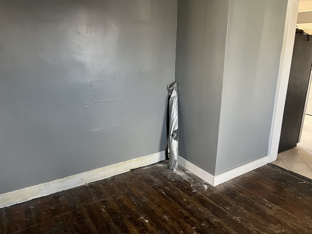 48 Lake Street Webster, MA 01570 - Photo 6 of 12