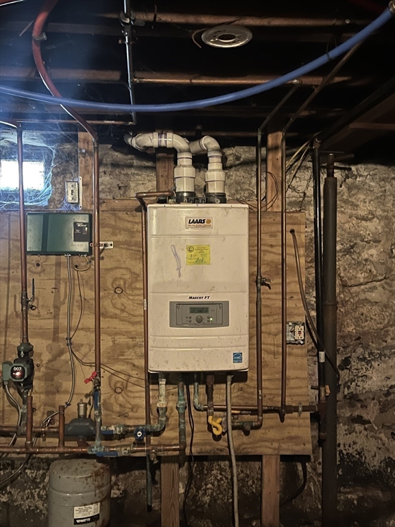 48 Lake Street Webster, MA 01570 - Photo 9 of 12