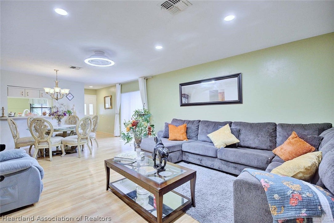 4007 Golfview Road Sebring, FL 33875 - Photo 12 of 34 Gallery Image 12