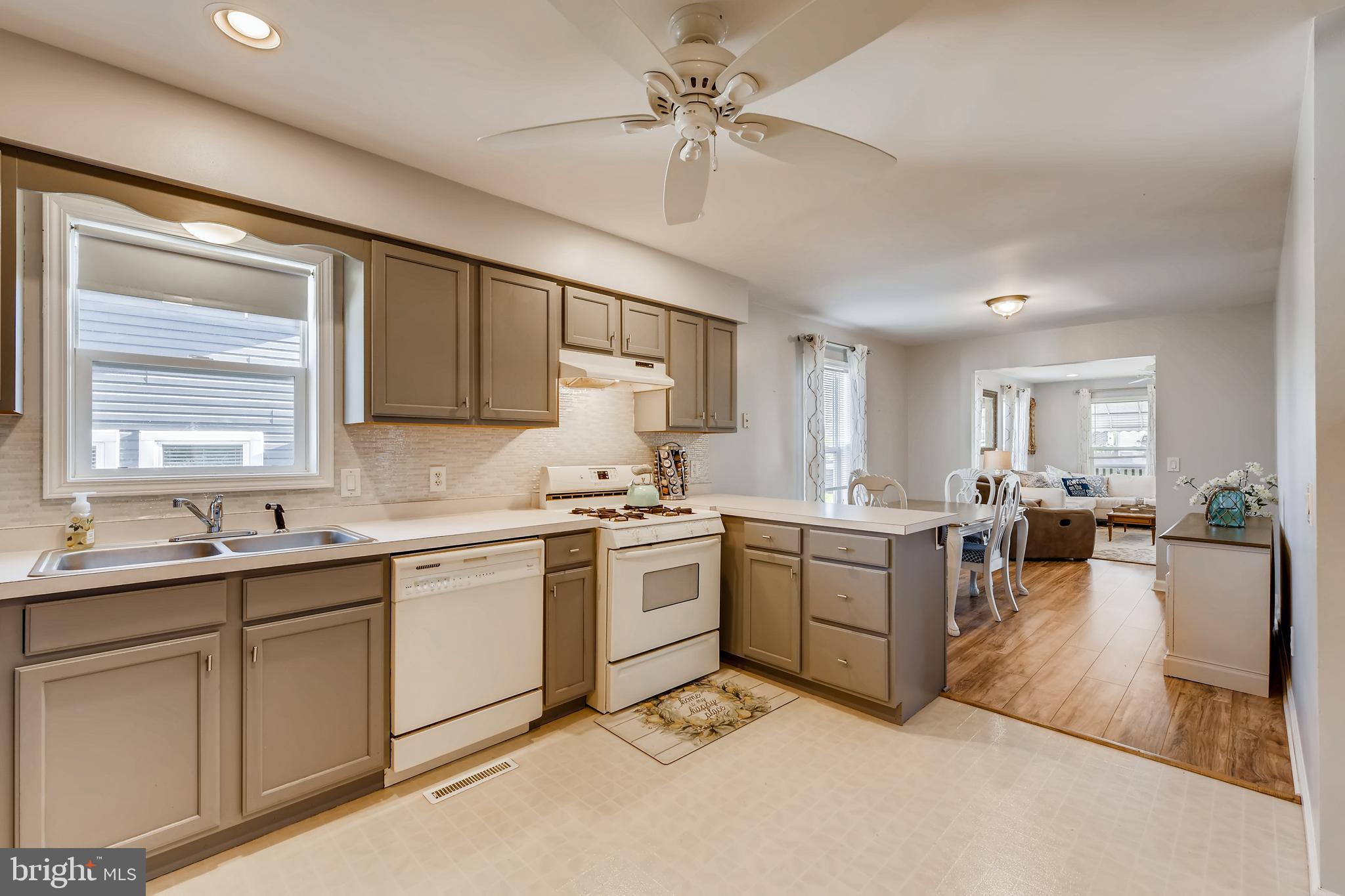 7108 Oliverwood Road Baltimore, MD 21220 - Photo 11 of 27