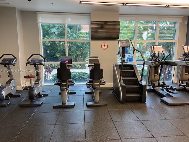 2001 Biscayne Boulevard, Unit 2504 Miami, FL 33137 - Photo 31 of 41