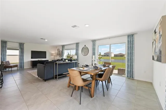 $369,900 | 16716 Glacier Bay Loop, Wimauma, FL 33598